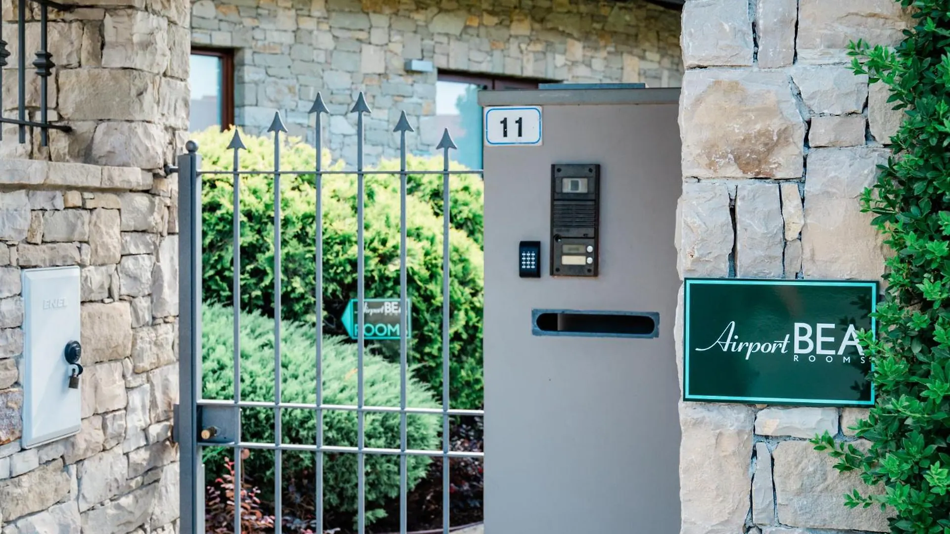 Airport Bea Rooms Azzano San Paolo 0*,