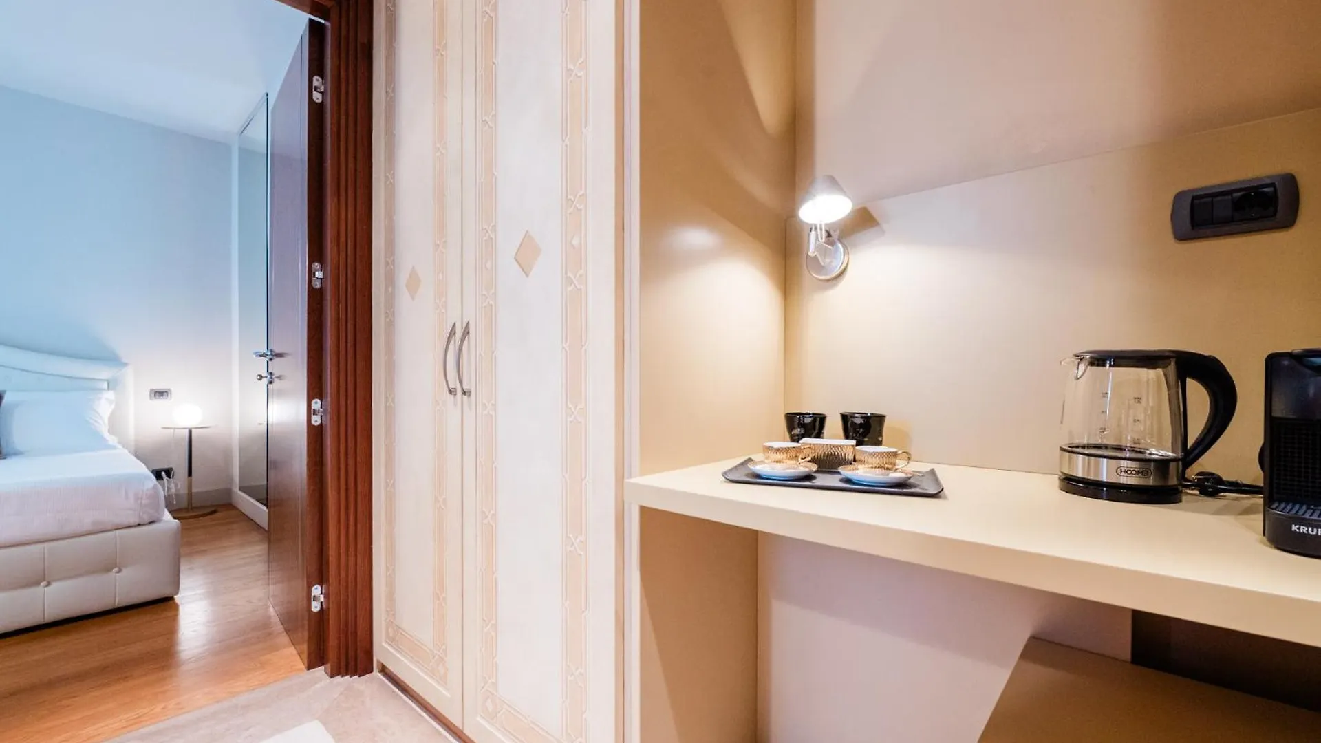 Airport Bea Rooms Azzano San Paolo Bed & Breakfast